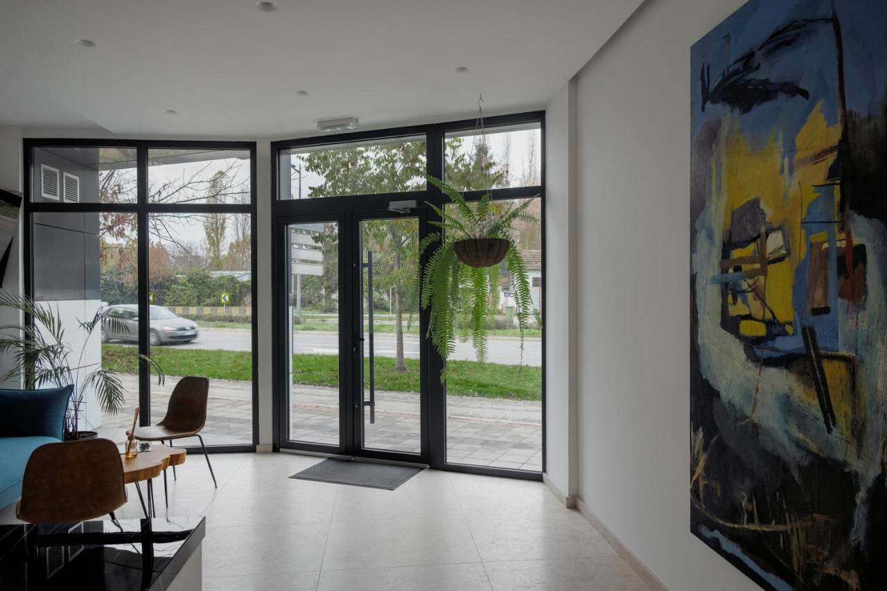 Boutique Macchiato Rooms Novi Sad Luaran gambar